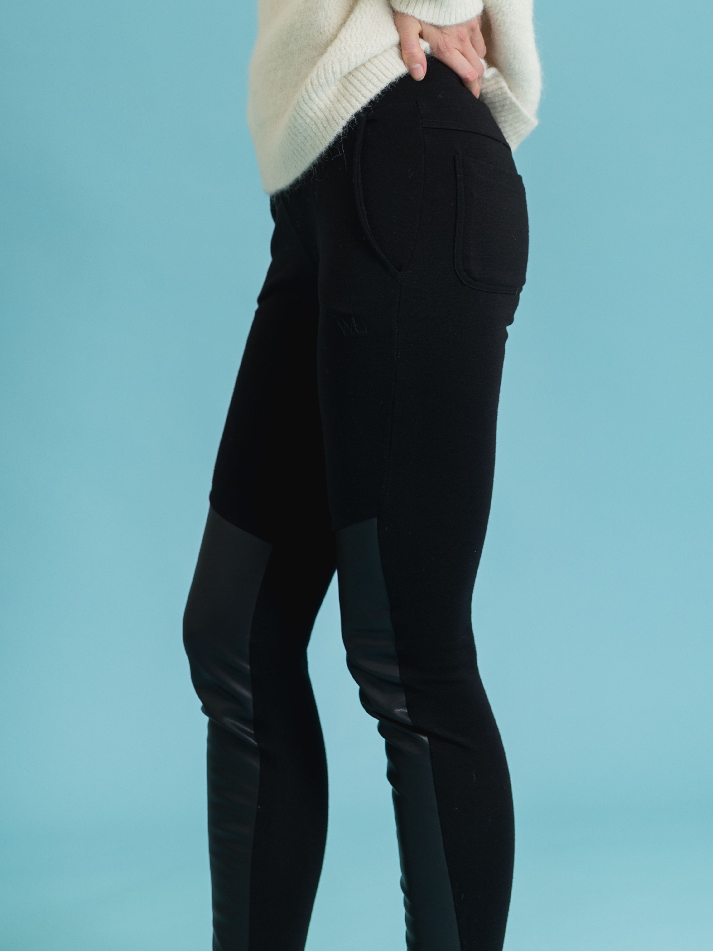 Trollveggen Merino Tights Black